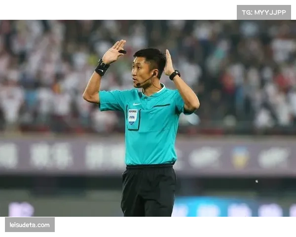 特写:职业生涯最后一战,老将打空门得手后与对手逐一拥抱 特写:职业生涯最后一战,老将打空门得手后与对手逐一拥抱